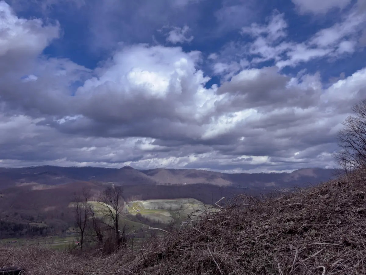 Lee County VA. 15 pro. Lightroom