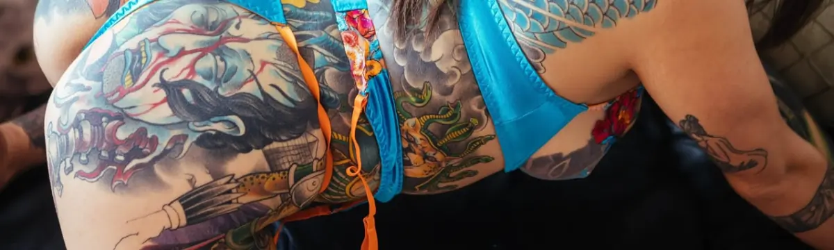 Willow Reddit banner